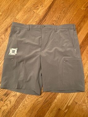 Izod Golf Gray Performance Hybrid Shorts